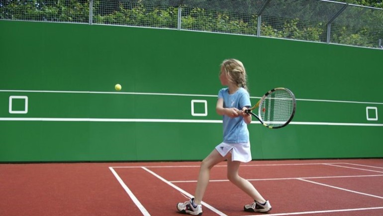How To Improve Your Tennis Using A Wall