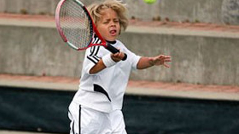 What is the Appropriate Age to Start Playing Tennis?